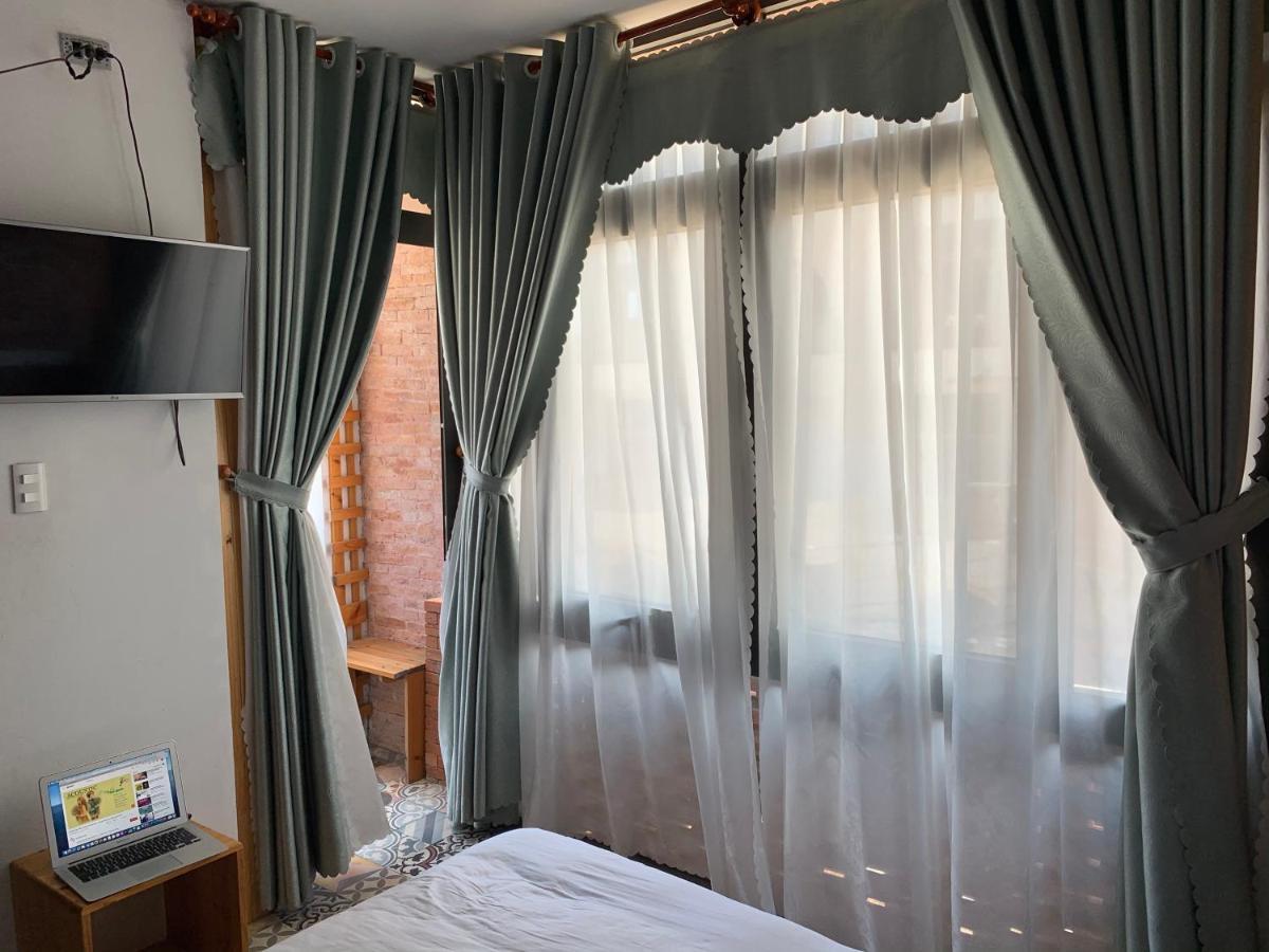 Gallery Homestay Куинён Экстерьер фото