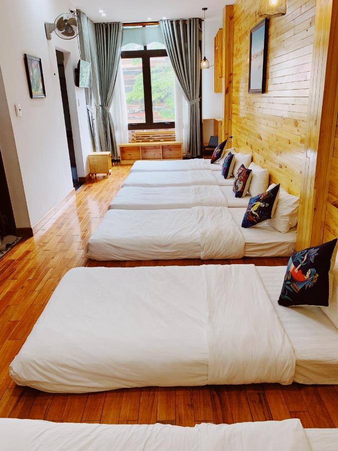 Gallery Homestay Куинён Экстерьер фото