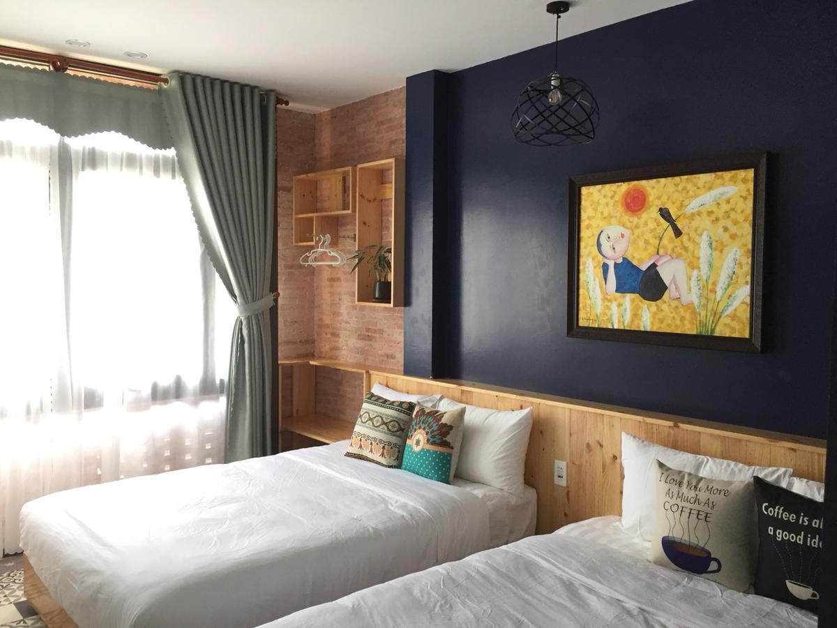 Gallery Homestay Куинён Экстерьер фото